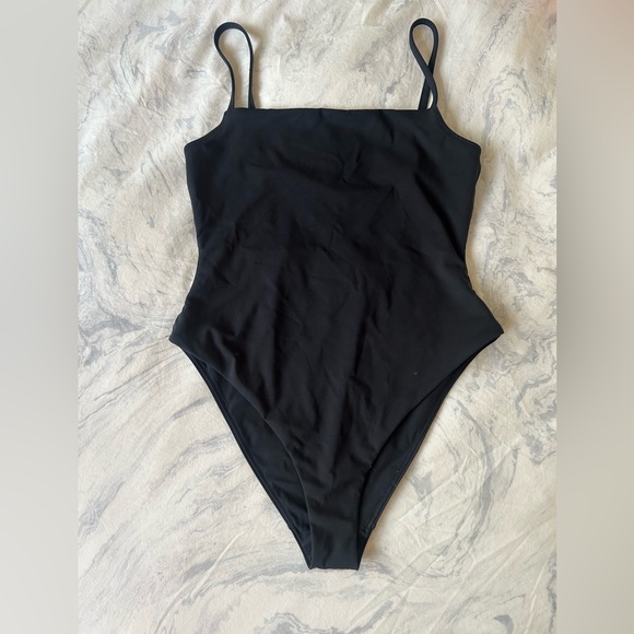 Negative Straight Neck One Piece - Black - Picture 3 of 5